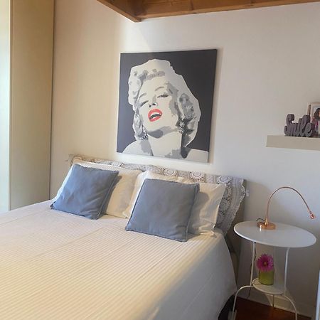 Casa Vacanze Chez La Reine - Holiday Home วิเชนซา ภายนอก รูปภาพ