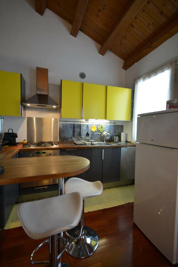 Casa Vacanze Chez La Reine - Holiday Home วิเชนซา ภายนอก รูปภาพ